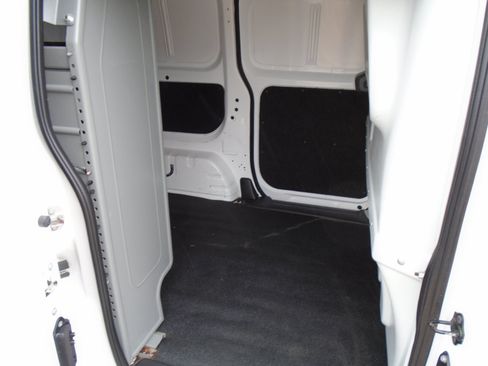 Used 2018 Nissan NV200 S FWD image 16