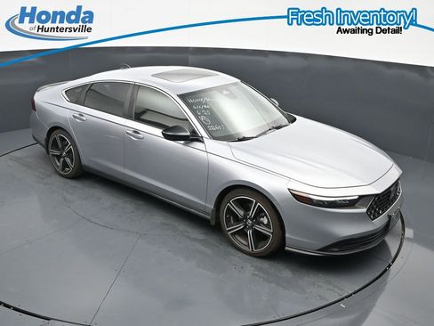Used 2023 Honda Accord Sport image 19