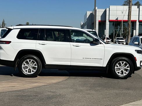 Used 2021 Jeep Grand Cherokee L Limited w/ MOPAR Finishing Package image 3