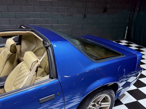 Used 1987 Chevrolet Camaro Z28 image 48