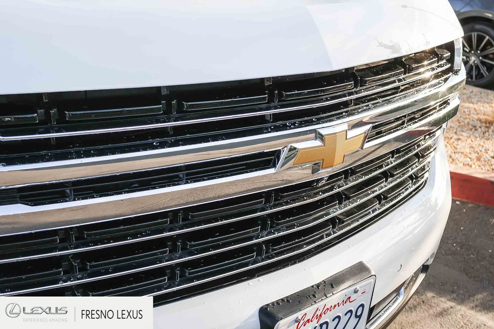 Used 2023 Chevrolet Tahoe LT w/ Luxury Package AWD/4WD image 9