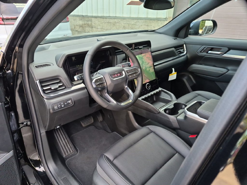 New 2027 GMC Terrain Elevation w/ Elevation Premium Package AWD/4WD image 17