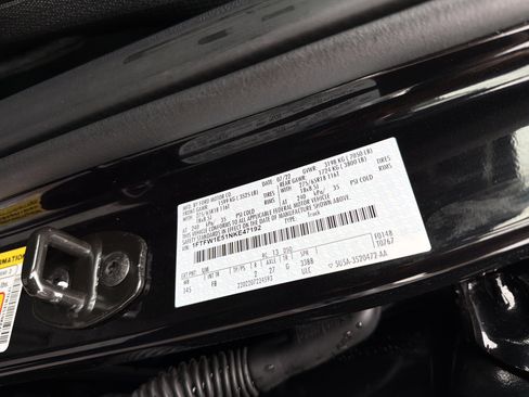 Used 2022 Ford F150 XLT w/ Equipment Group 302A High image 26