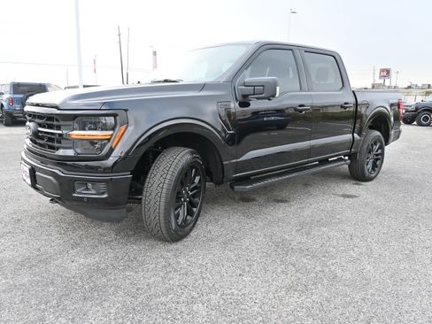 New 2025 Ford F150 XLT w/ Equipment Group 302A MID image 9