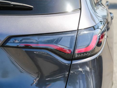 Used 2025 Honda HR-V EX-L image 8