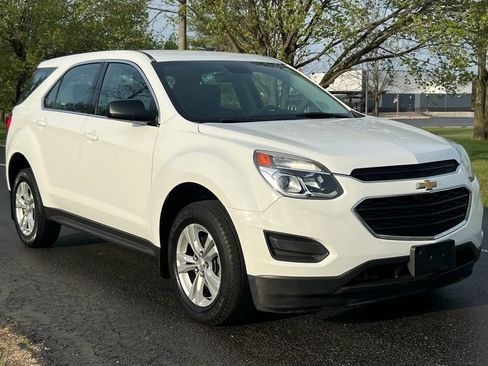 Used 2016 Chevrolet Equinox LS w/ LPO, Protection Package FWD image 3