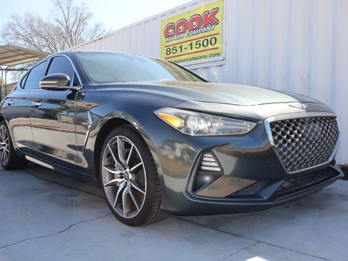 Used 2019 Genesis G70 3.3T Design image 3