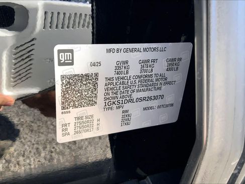 Used 2025 GMC Yukon Denali w/ LPO, Floor Liner Package image 33