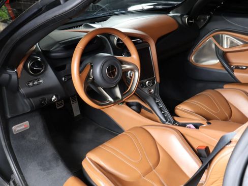 Used 2018 McLaren 720S Luxury image 20