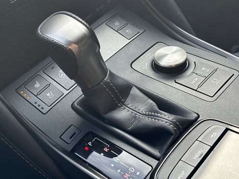 Used 2022 Lexus IS 350 F Sport image 26