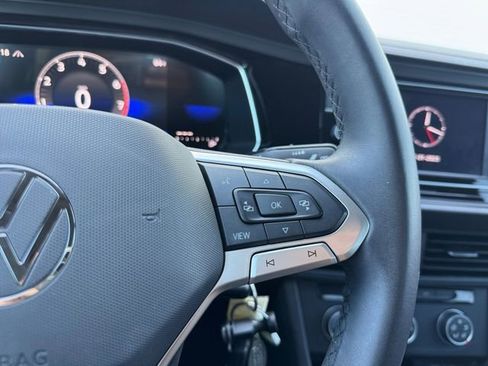 Used 2023 Volkswagen Jetta S image 9