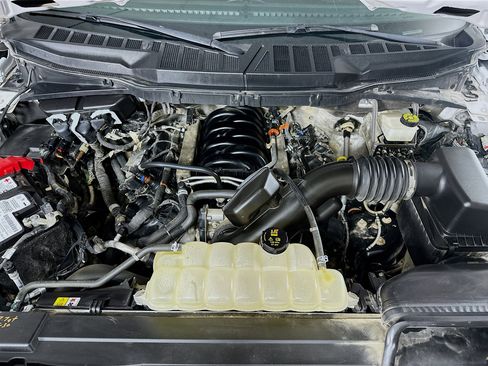 Used 2022 Ford F150 XLT image 27