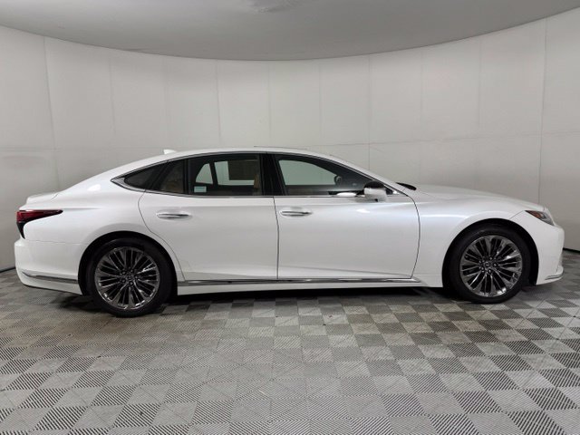 Used 2021 Lexus LS 500 RWD image 10