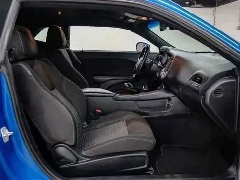 Used 2022 Dodge Challenger SXT w/ Blacktop Package image 37