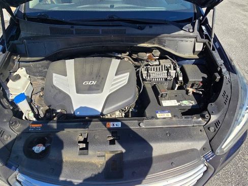 Used 2018 Hyundai Santa Fe SE FWD image 23