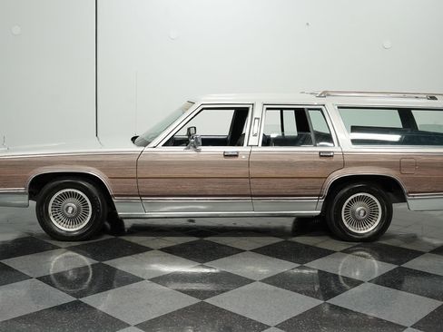 Used 1987 Mercury Grand Marquis Colony Park GS image 2