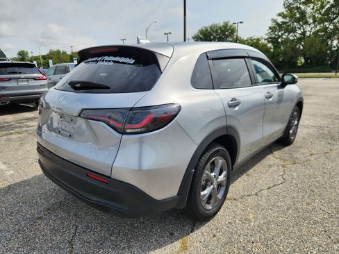 Certified 2026 Honda HR-V LX image 4