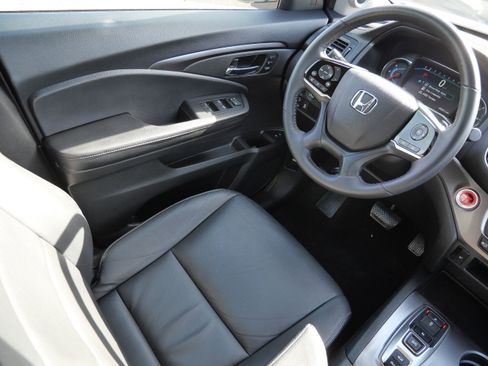 Used 2022 Honda Pilot EX-L image 9