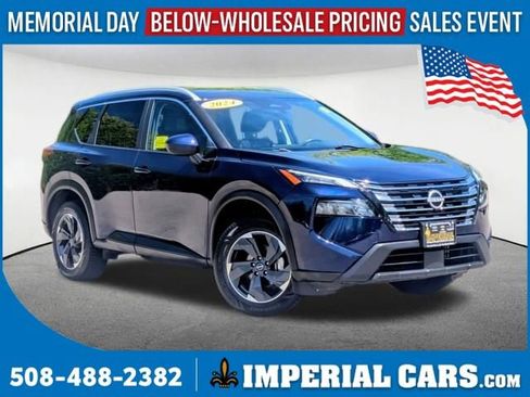 Used 2024 Nissan Rogue SV w/ SV Premium Package AWD/4WD image 1