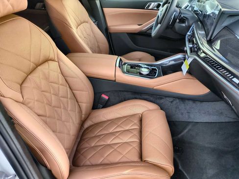 New 2026 BMW X6 M60i image 24