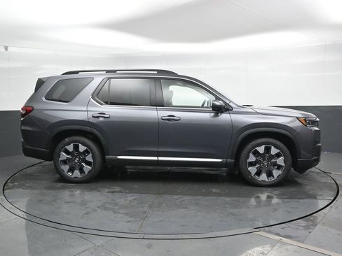 New 2026 Honda Pilot Elite image 3