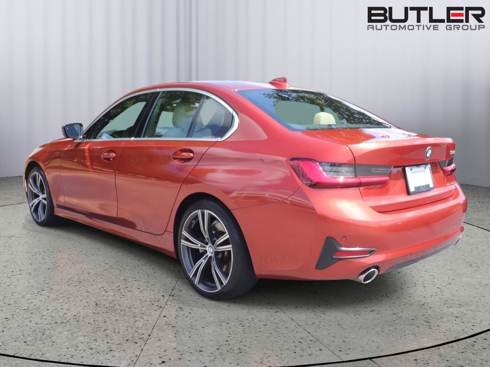 Used 2021 BMW 330i Sedan w/ Premium Package RWD image 5