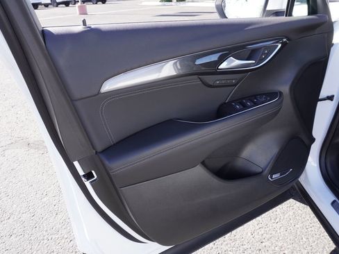 Certified 2025 Buick Envision Preferred image 14