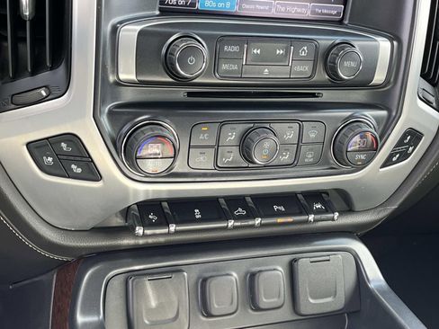 Used 2017 GMC Sierra 1500 SLT image 32