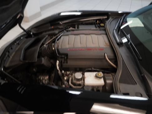 Used 2017 Chevrolet Corvette Stingray Coupe RWD image 32