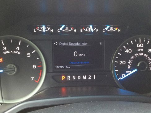 Used 2015 Ford F150 XLT w/ Equipment Group 302A Luxury image 24