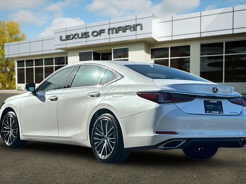 Certified 2025 Lexus ES 350 w/ Premium Package FWD image 3