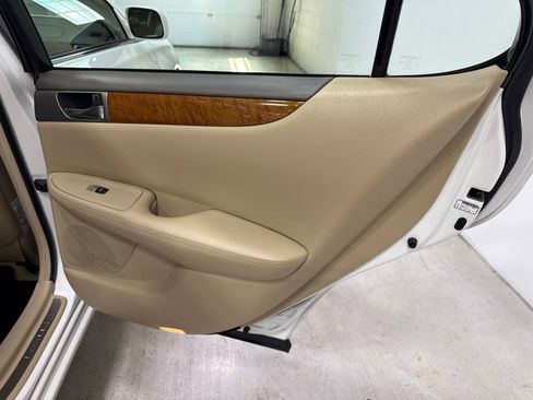 Used 2005 Lexus ES 330 FWD image 32