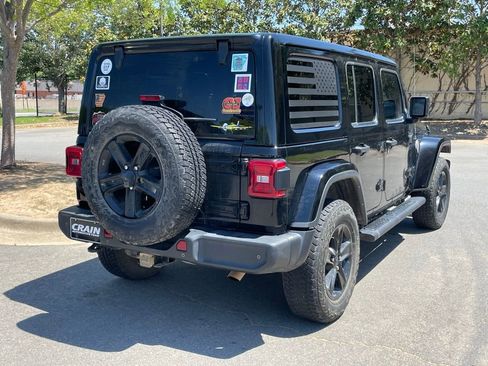 Used 2021 Jeep Wrangler Unlimited Sahara AWD/4WD image 7