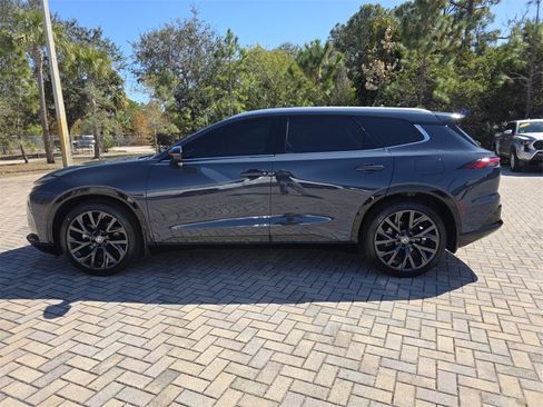 Used 2025 Toyota Crown Signia image 8