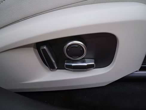 Used 2021 Jaguar F-PACE S AWD/4WD image 19
