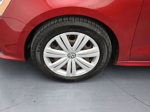 Used 2017 Volkswagen Jetta S image 10