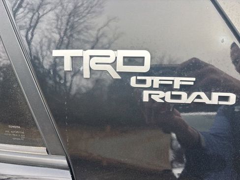Used 2024 Toyota 4Runner TRD Off-Road image 5