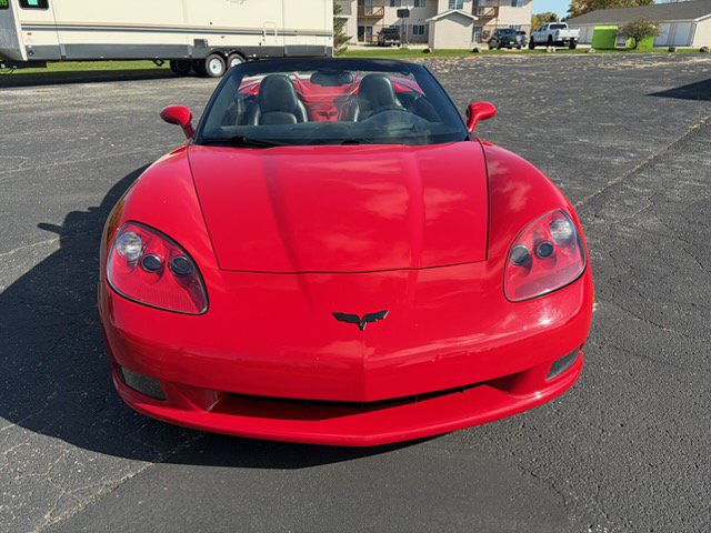Used 2005 Chevrolet Corvette Convertible w/ Preferred Equipment Group RWD image 2