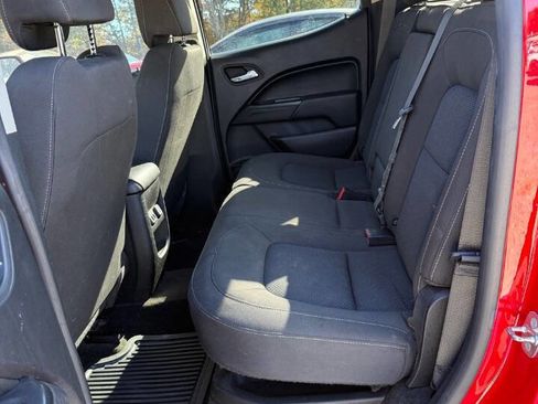 Used 2018 Chevrolet Colorado LT w/ Safety Package image 12