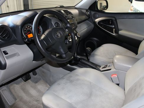 Used 2011 Toyota RAV4 2WD w/ Base L4 Extra Value Pkg image 16