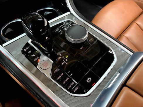 Used 2022 BMW M850i xDrive Coupe w/ Driving Assistance Package AWD/4WD image 35