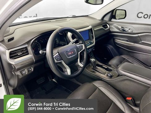 Used 2019 GMC Acadia SLT w/ LPO, Cargo Package AWD/4WD image 3