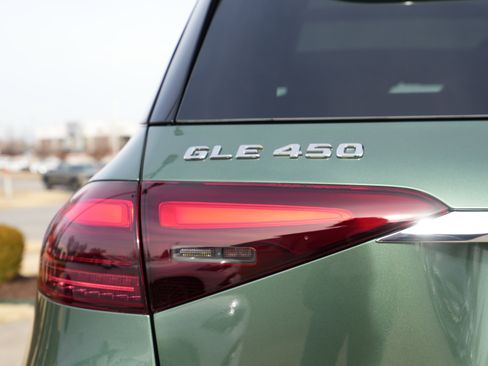 New 2026 Mercedes-Benz GLE 450 4MATIC image 14