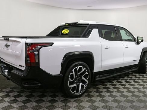 Used 2024 Chevrolet Silverado EV RST image 11