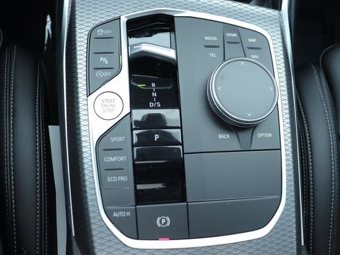 Used 2026 BMW 330i Sedan w/ M Sport Package image 37