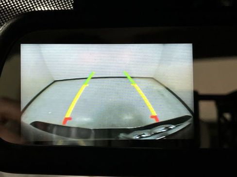 Used 2018 RAM 2500 Tradesman w/ Chrome Appearance Group image 14