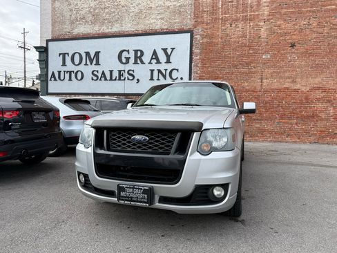 Used 2010 Ford Explorer Sport Trac Limited image 1