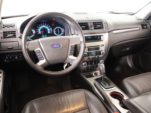 Used 2012 Ford Fusion SEL image 2