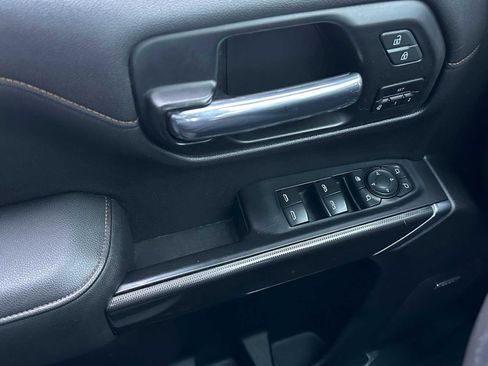 Used 2021 GMC Sierra 1500 AT4 w/ Technology Package AWD/4WD image 34