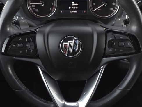 Used 2023 Buick Enclave Essence w/ Sport Touring Edition image 23